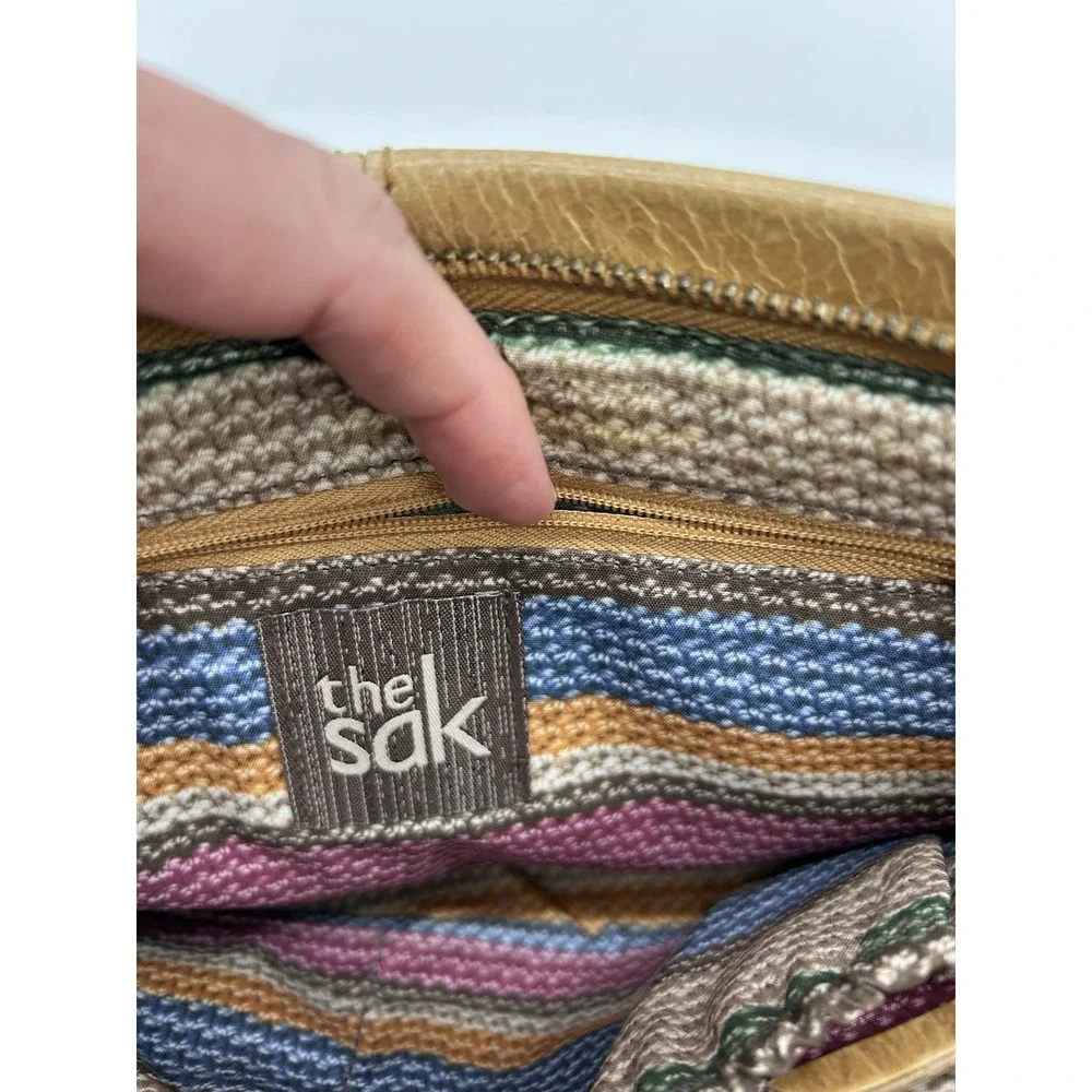 THE SAK Tan Glazed Leather Crossbody Bag Purse Pleated Zip Top‎ Removable Strap